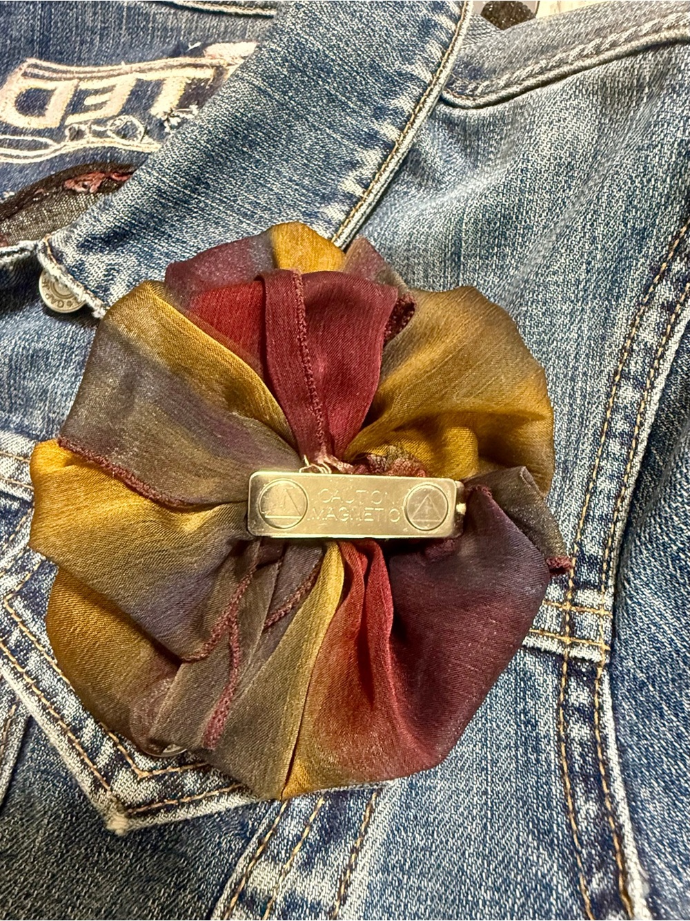 Upcycle Jean Jacket with ribbon flowers and embroidered back yoke - Picture 8 of 9